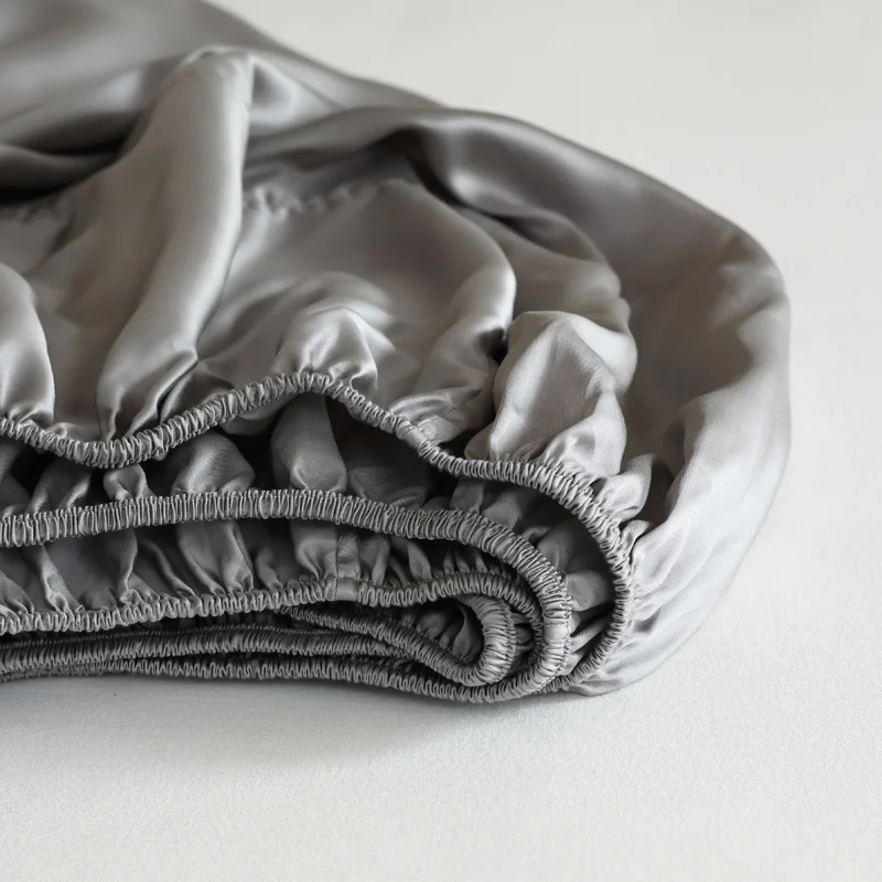 Luxury Mulberry Silk Fitted Bed Sheet with Elastic Bands High End Mattress Cover Customized Bed Cover Smooth Ultra Soft Bedding